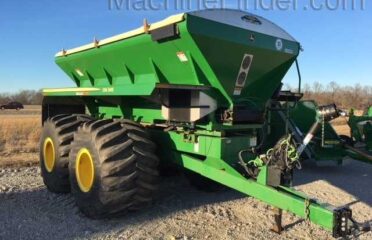 Venta de Maquinaria Agricola John Deere 2012 DN345 Fertilizante Spreaders en Vandalia Illinois Estados Unidos