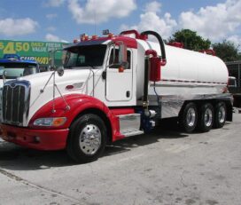 Camiones En Venta 2007 PETERBILT 386 Sewer Trucks, Vacuum Truck, Septic, Miami, Florida