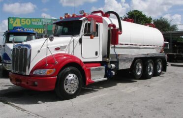 Camiones En Venta 2007 PETERBILT 386 Sewer Trucks, Vacuum Truck, Septic, Miami, Florida