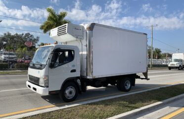 Camiones En Venta 2010 MITSUBISHI FUSO FE180 Reefer/Refrigerated Truck, Box Truck – Straight Truck, Dry Van, Miami, Florida