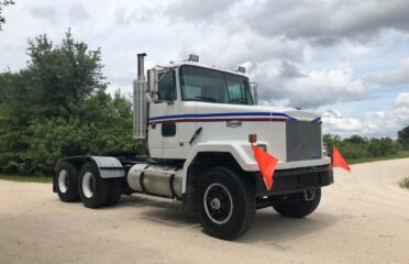 Camiones En Venta 1995 VOLVO AUTOCAR Conventional – Day Cab, Hauler, Tractor, Miami, Florida