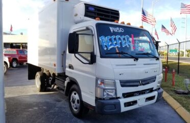 Camiones En Venta 2013 MITSUBISHI FUSO FEC Reefer/Refrigerated Body, Other Truck Bodies, Miami, Florida
