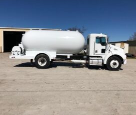 Camiones En Venta 2002 KENWORTH T300 Tanker Truck, LPG Tank Truck, Miami, Florida