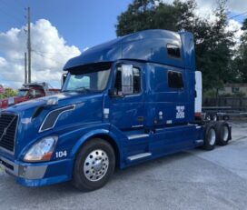 Camiones En Venta 2012 VOLVO VNL64T780 Conventional – Sleeper Truck, Tractor, Miami, Florida