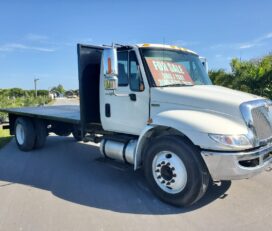 Camiones En Venta 2014 International 4300 Flatbed Truck, Miami, Florida