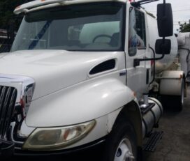 Camiones En Venta 2008 INTERNATIONAL DURASTAR 4300 Tanker Truck, LPG Tank Truck, Miami, Florida