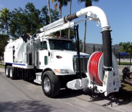 Camiones En Venta 2008 PETERBILT 340 Sewer Trucks, Vacuum Truck, Septic, Miami, Florida
