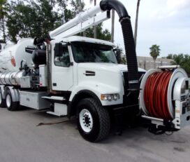 Camiones En Venta 2007 VOLVO VHD Sewer Trucks, Vacuum Truck, Septic, Miami, Florida