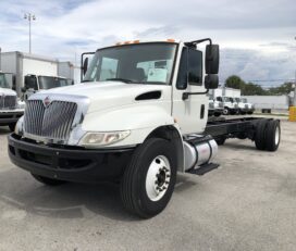 Camiones En Venta 2016 INTERNATIONAL 4300 Cab Chassis, Miami, Florida