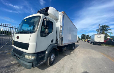 Camiones En Venta 2007 PETERBILT 220 Reefer/Refrigerated Truck, Box Truck – Straight Truck, Miami, Florida