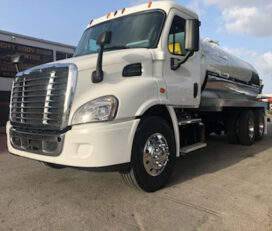 Camiones En Venta 2015 FREIGHTLINER CASCADIA Sewer Trucks, Septic, Tanker Truck, Opa-Locka, Florida