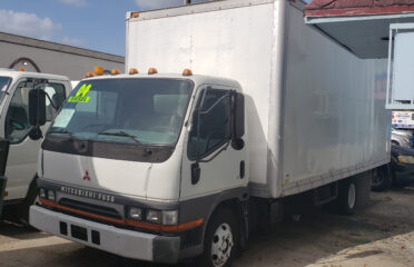 Camiones En Venta 2004 MITSUBISHI FUSO FE160 Reefer/Refrigerated Truck, Box Truck – Straight Truck, Miami, Florida