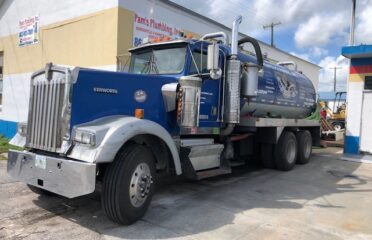 Camiones En Venta 2004 Kenworth W900 Septic, Miami, Florida