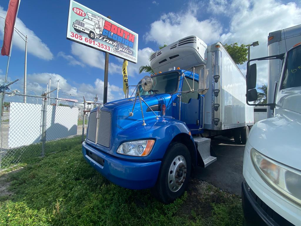 Camiones En Venta 2013 KENWORTH T370 Reefer/Refrigerated Truck, Miami, Florida