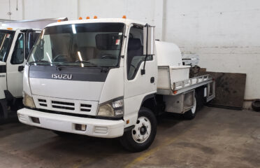 Camiones En Venta 2007 Isuzu NPR Spray Truck, Miami, Florida