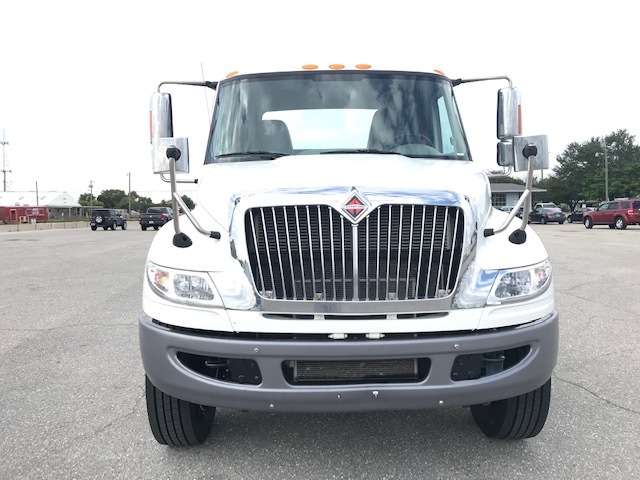 Camiones En Venta 2018 INTERNATIONAL 4400 Cab Chassis, Miami, Florida