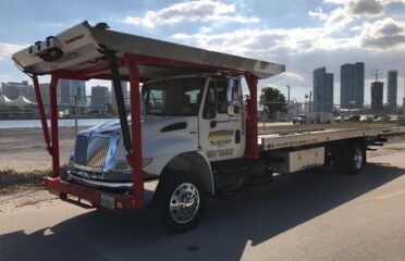 Camiones En Venta 2009 International 4400 Rollback Tow Truck, Miami, Florida