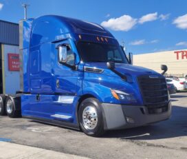 Camiones En Venta 2021 FREIGHTLINER CASCADIA Conventional – Sleeper Truck, Tractor, Miami, Florida