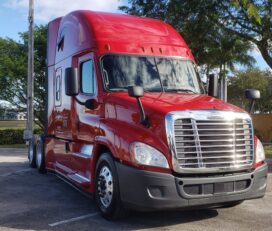 Camiones En Venta 2018 FREIGHTLINER CASCADIA Conventional – Sleeper Truck, Tractor, Miami, Florida