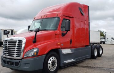 Camiones En Venta 2018 FREIGHTLINER CASCADIA Conventional – Sleeper Truck, Tractor, Miami, Florida