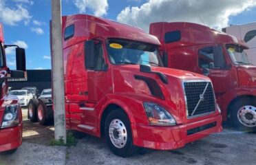 Camiones En Venta 2015 VOLVO VNL Conventional – Sleeper Truck, Dually, Tractor, Miami, Florida