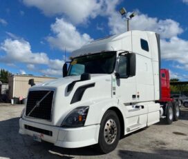 Camiones En Venta 2015 VOLVO VNL Conventional – Day Cab, Dually, Tractor, Miami, Florida