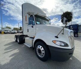 Camiones En Venta 2016 International PROSTAR 6X4 Conventional – Day Cab, Tractor, Miami, Florida