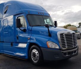 Camiones En Venta 2018 FREIGHTLINER CASCADIA Conventional – Sleeper Truck, Tractor, Miami, Florida