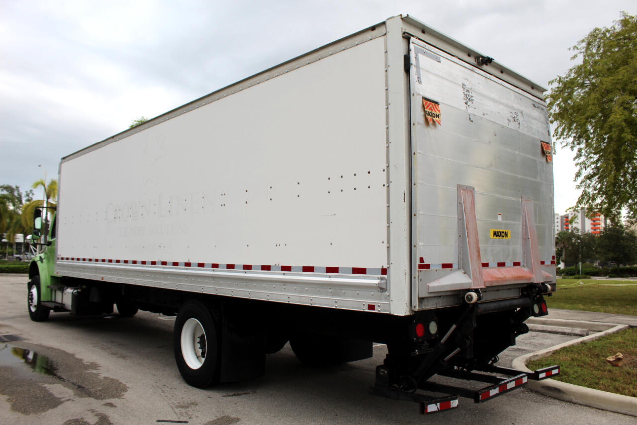 Camiones En Venta 2016 Freightliner M2 106 Box Truck – Straight Truck, Dry Van, Cutaway-Cube Van, Opa-Locka, Florida