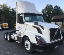 Camiones En Venta 2015 VOLVO VNL Conventional – Day Cab, Tractor, Miami, Florida