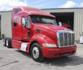 Camiones En Venta 2010 PETERBILT 387 Conventional – Sleeper Truck, Tractor, Miami, Florida