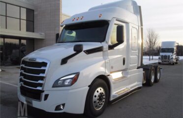 Camiones En Venta 2020 FREIGHTLINER CASCADIA Conventional – Sleeper Truck, Tractor, Miami, Florida