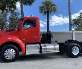 Camiones En Venta 2015 KENWORTH T880 Conventional – Day Cab, Tractor, Miami, Florida