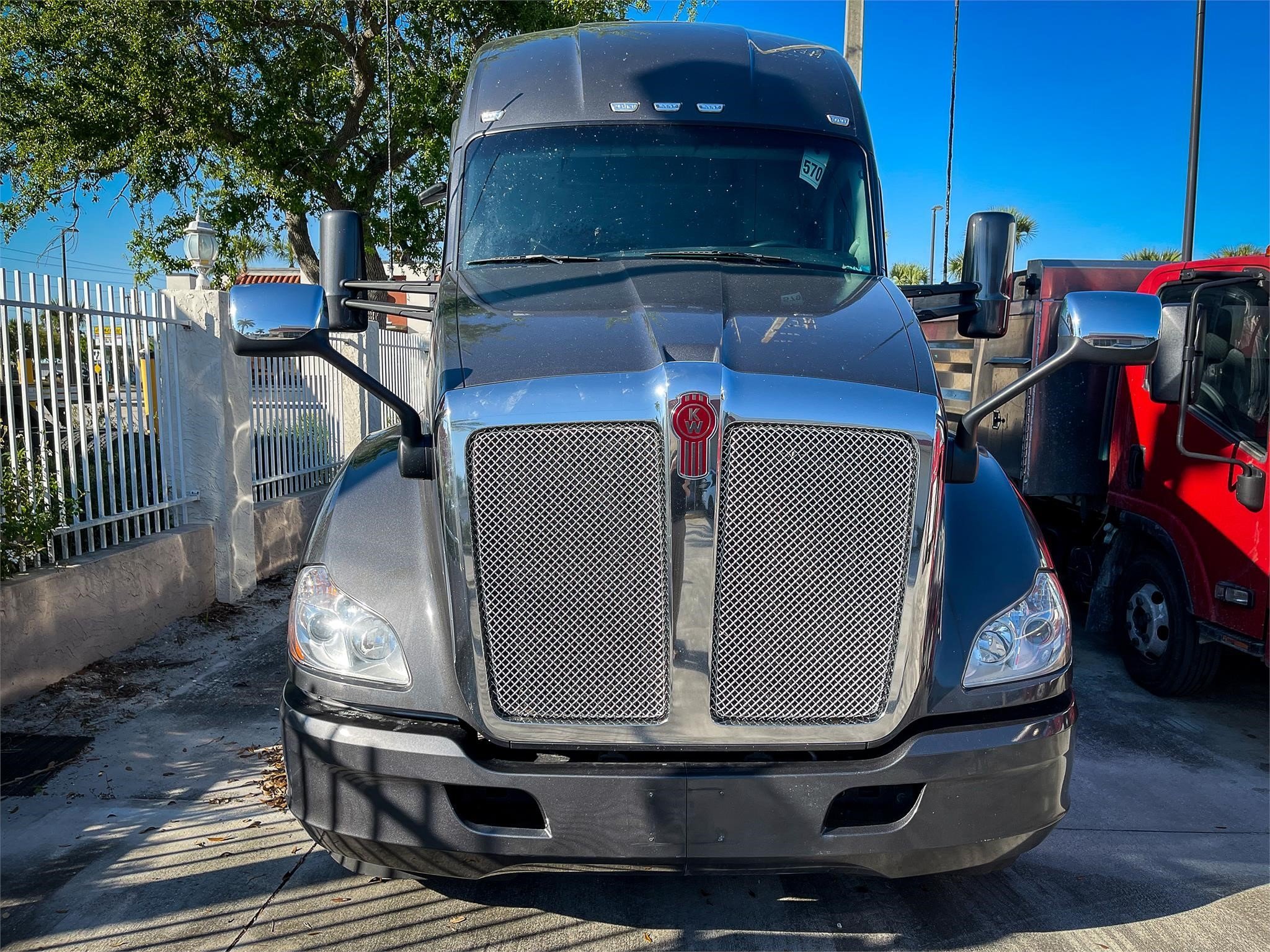 Camiones En Venta 2020 KENWORTH T680 Conventional – Sleeper Truck, Tractor, Miami, Florida